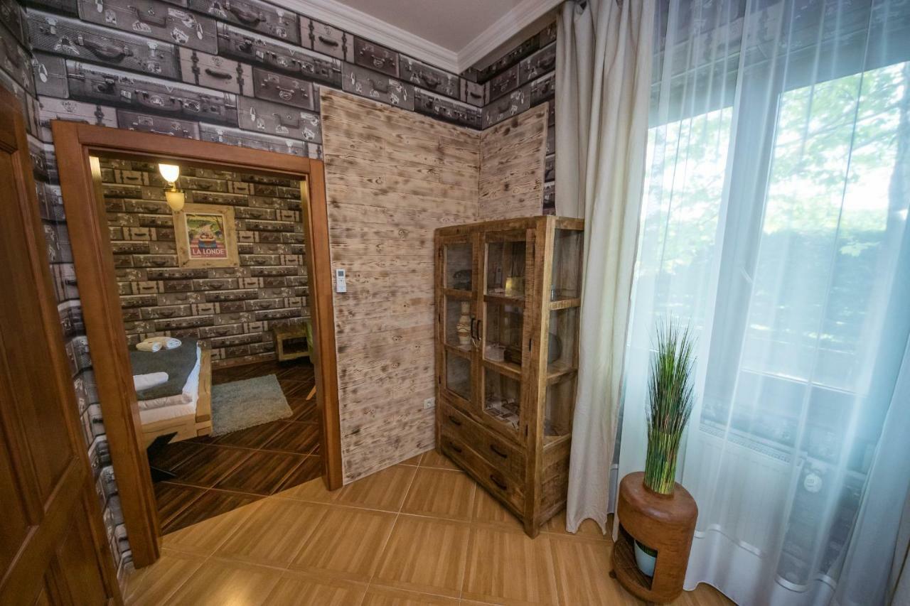 Platan Garden Rooms & Restaurant Гайдусобосло Екстер'єр фото